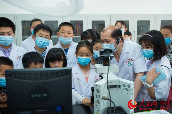 何学文引领科技革新，提升生活体验