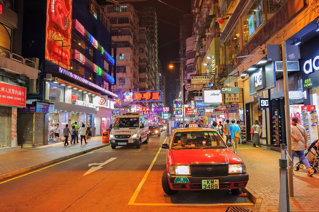 香港最新动态，小巷深处的独特风情揭秘