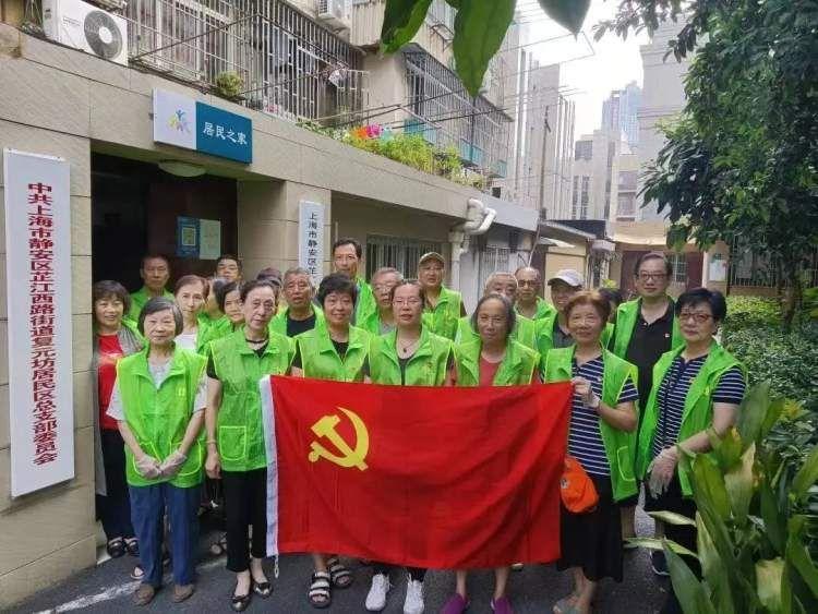 工会法最新版与小巷中的独特风味探索之旅