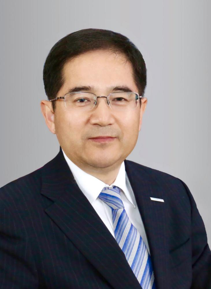 彭兆丰最新动态，时代浪潮中的领航巨人