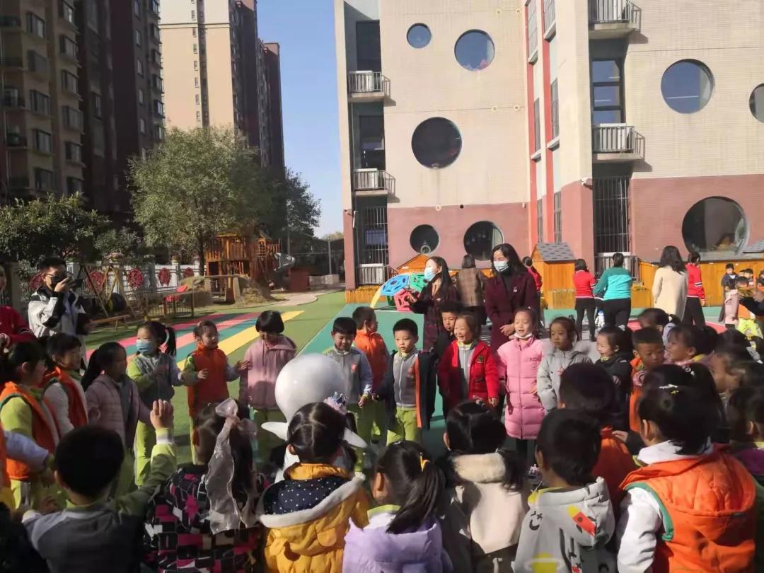 临潼线地铁最新动态，自然美景探索之旅启程