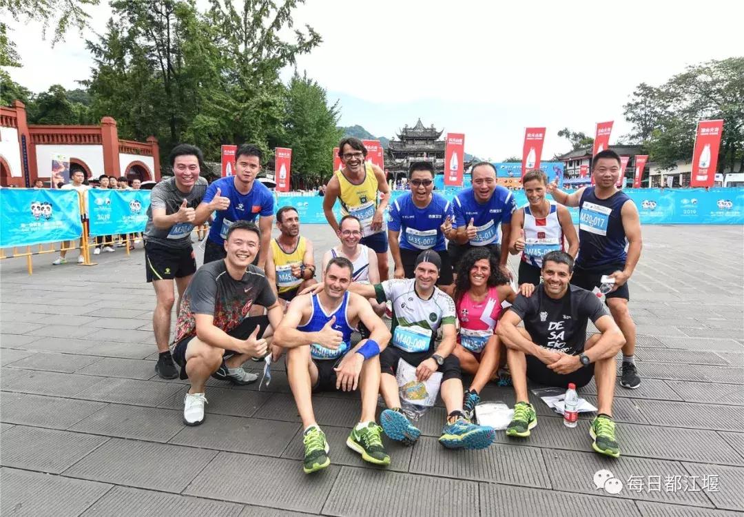 QQ飞车最新地图大全，速度与激情的新舞台体验