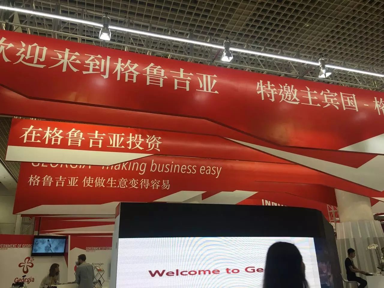 2024新澳今晚开奖资料,实地方案验证策略_桌面版9.996