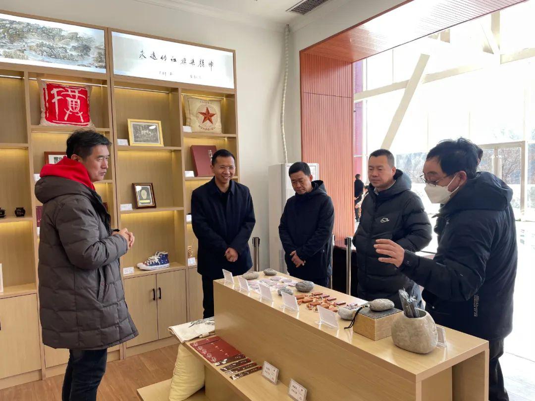 中国正能量最新,中国正能量最新，变化中的力量，学习中的自信与成就