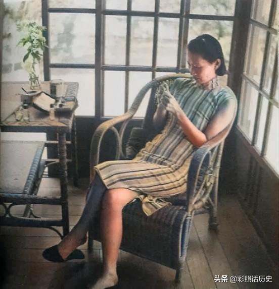 爱与陪伴的瞬间，最新鲜图片故事呈现