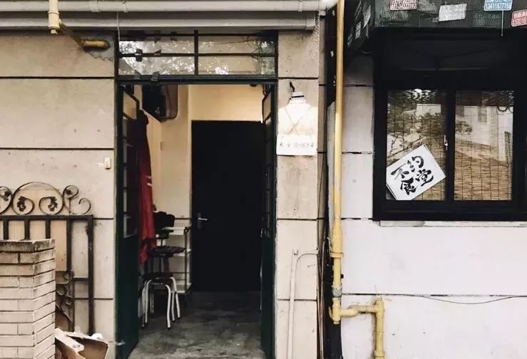 探秘隐藏版特色小店，小巷深处的独特风味新发现