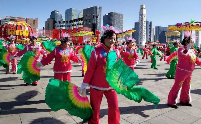 最新秧歌步，舞动自信，拥抱变化之美