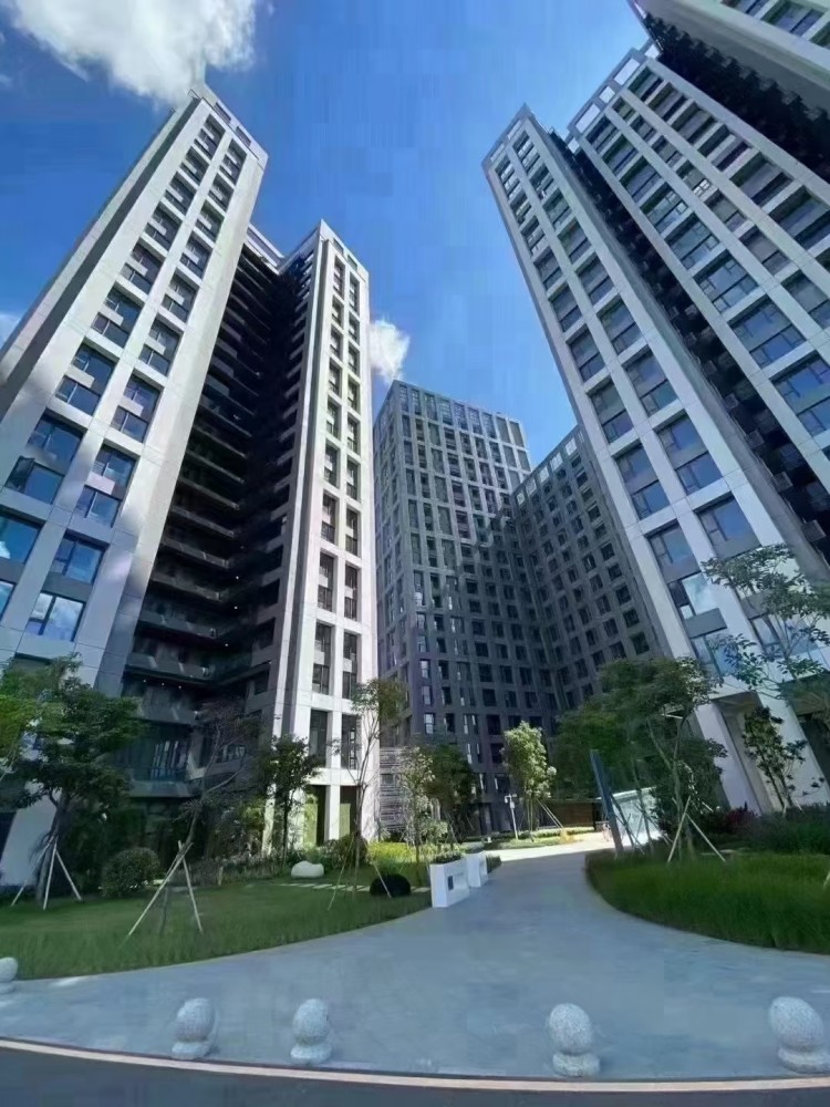 科技重塑居住体验，军转住房最新动态引领未来生活新潮流
