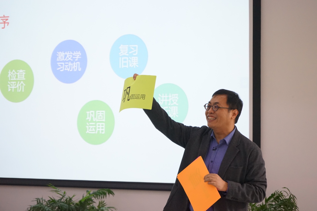 王坦坦，学习变化中的自信与成就的力量最新报道