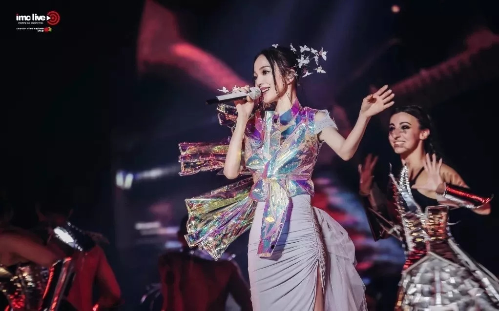 张韶涵最新壁纸，时尚潮流中的女神风采