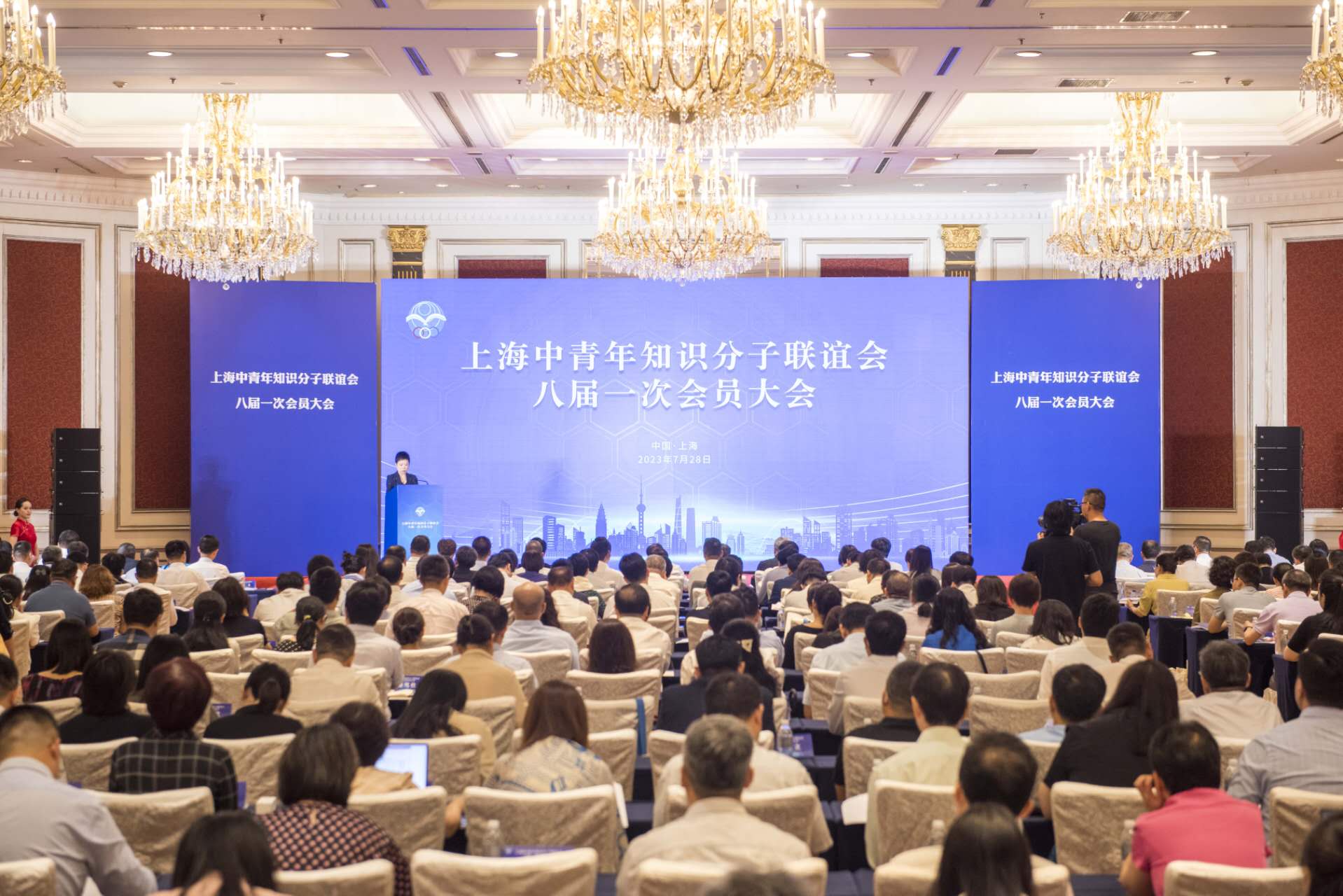 上海最新领导班子及其温馨日常风采
