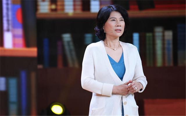 董明珠最新演讲视频，展现商界女强人的魅力风采
